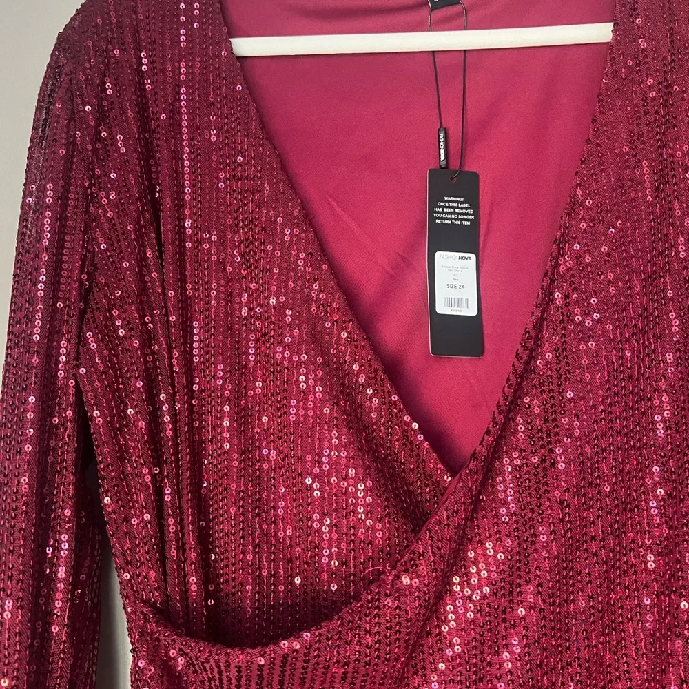 NWT FASHION NOVA Empire State Sequin Mini Dress - Picture 3 of 8